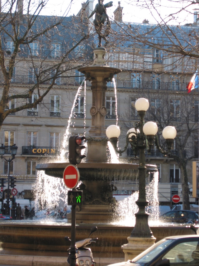 Fountain outside of Louvre