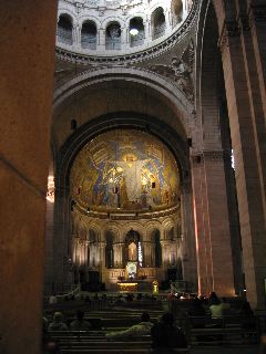 Sacr&eacute;-Coeur interior