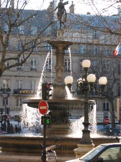 Fountain outside of Louvre