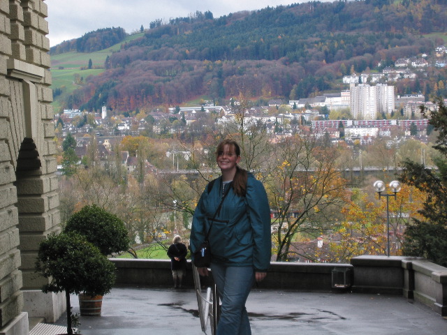 Liz at Bundeshaus (close up)